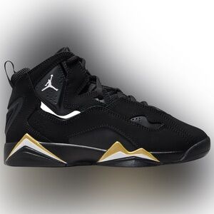 Jordan True Flight (TD)  Kids Sneakers in Black with Gold Highlights